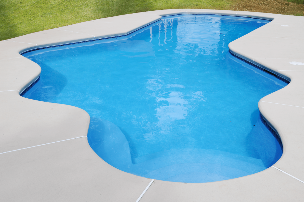 inground concrete swimming pool