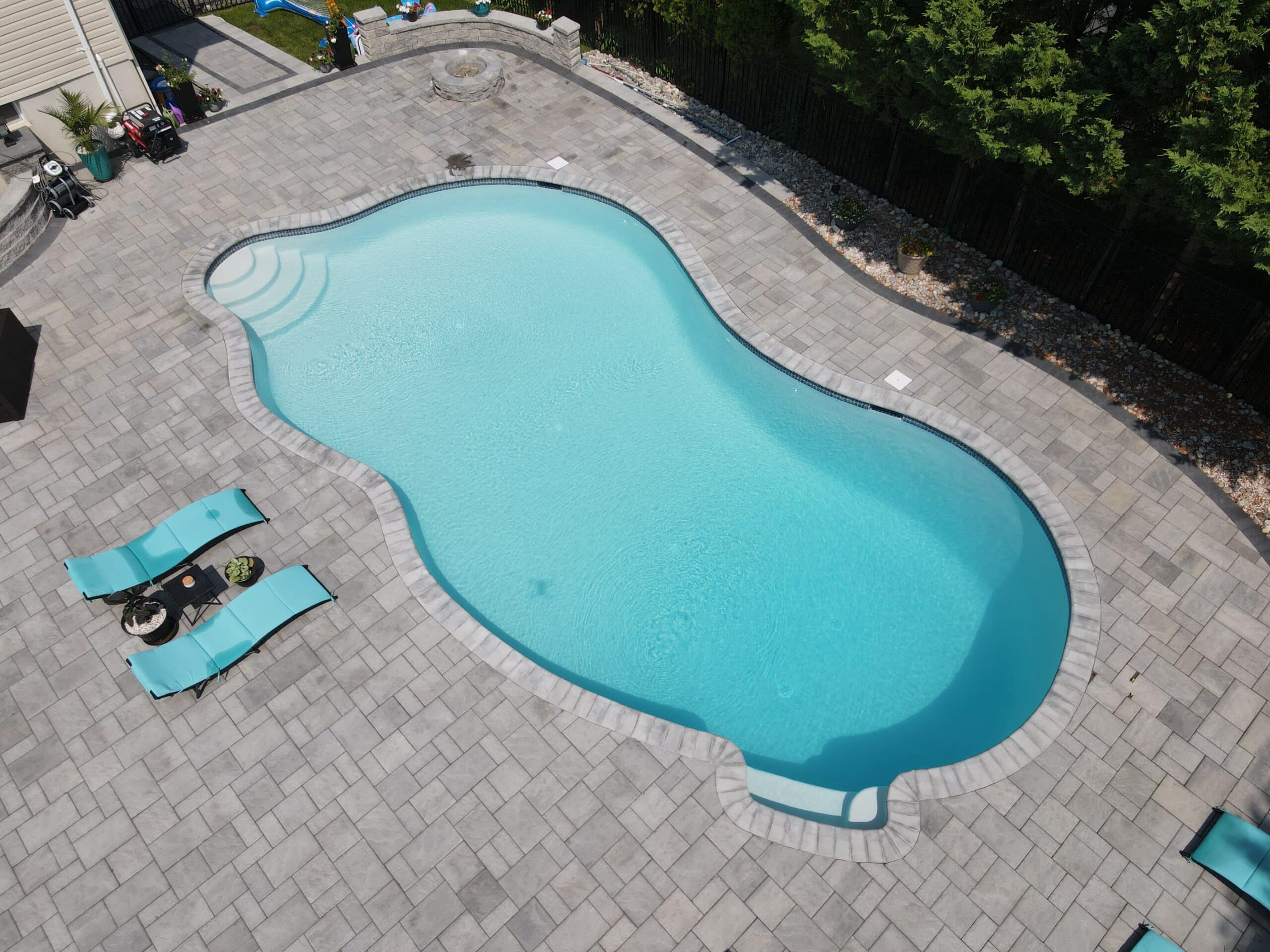 inground swimming pool