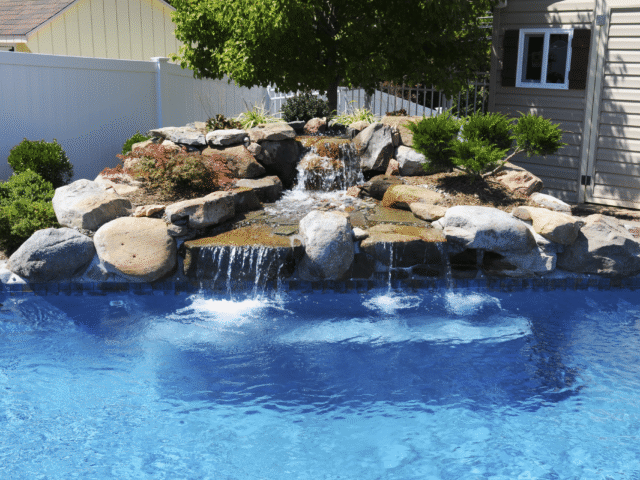Waterfall_Lall_ps